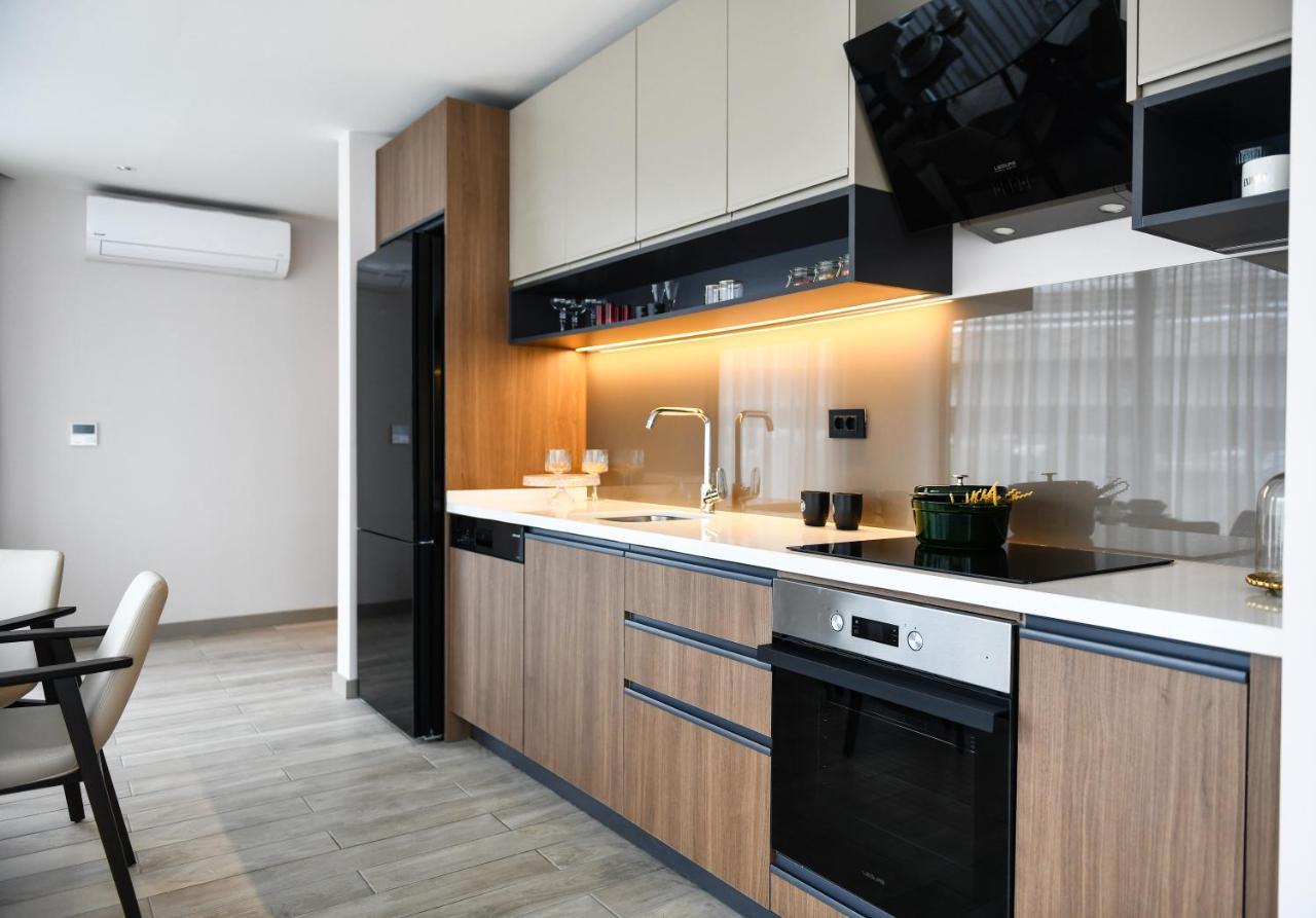 Spacious Two Bedroom Apartment