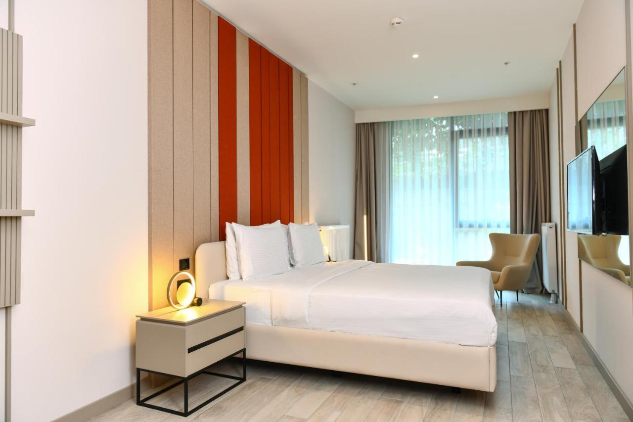 Spacious Two Bedroom Apartment,1300259728:JPEG