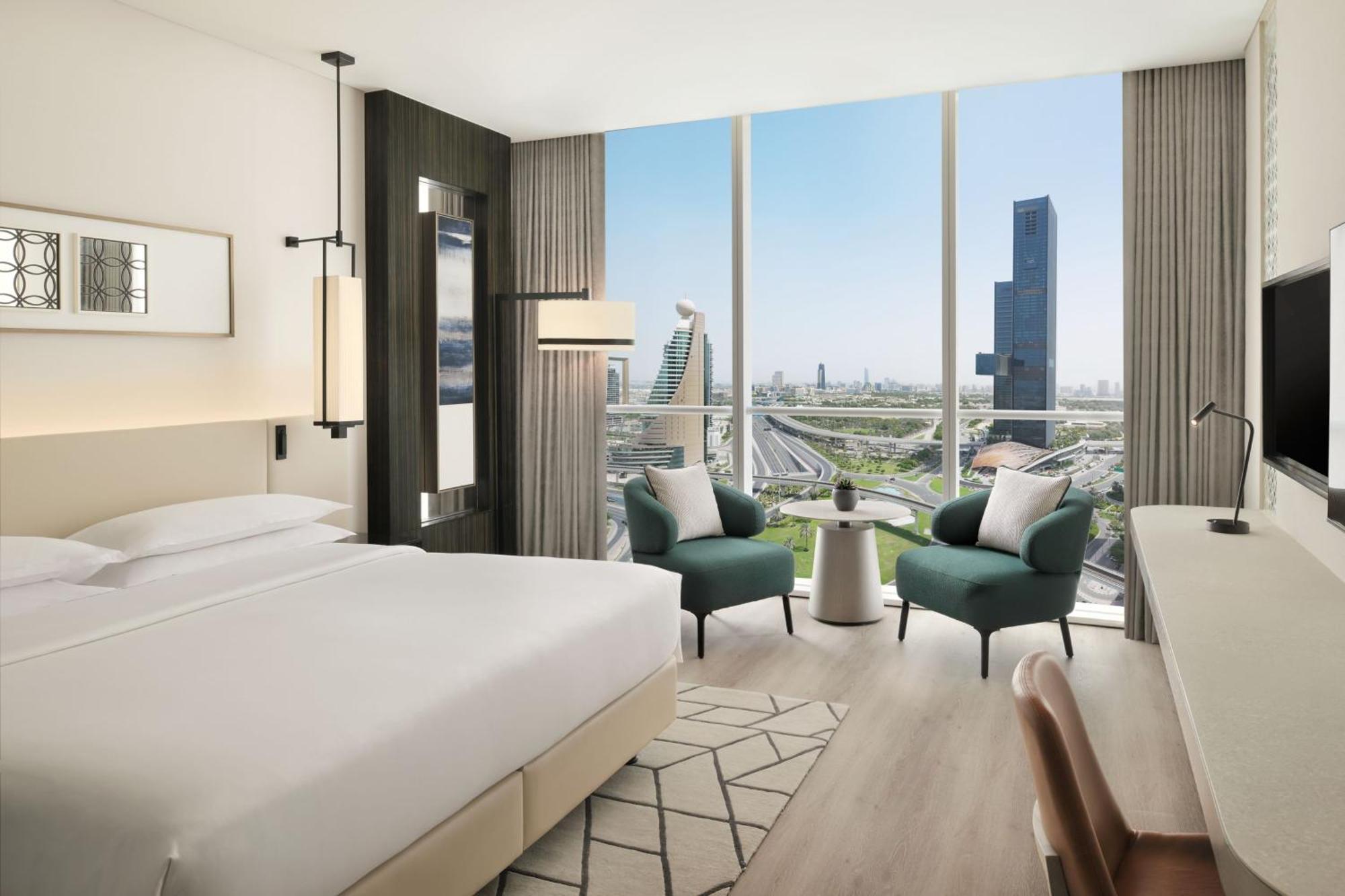 Habitación Deluxe con vistas al Sheikh Zayed R. y cama extragrande