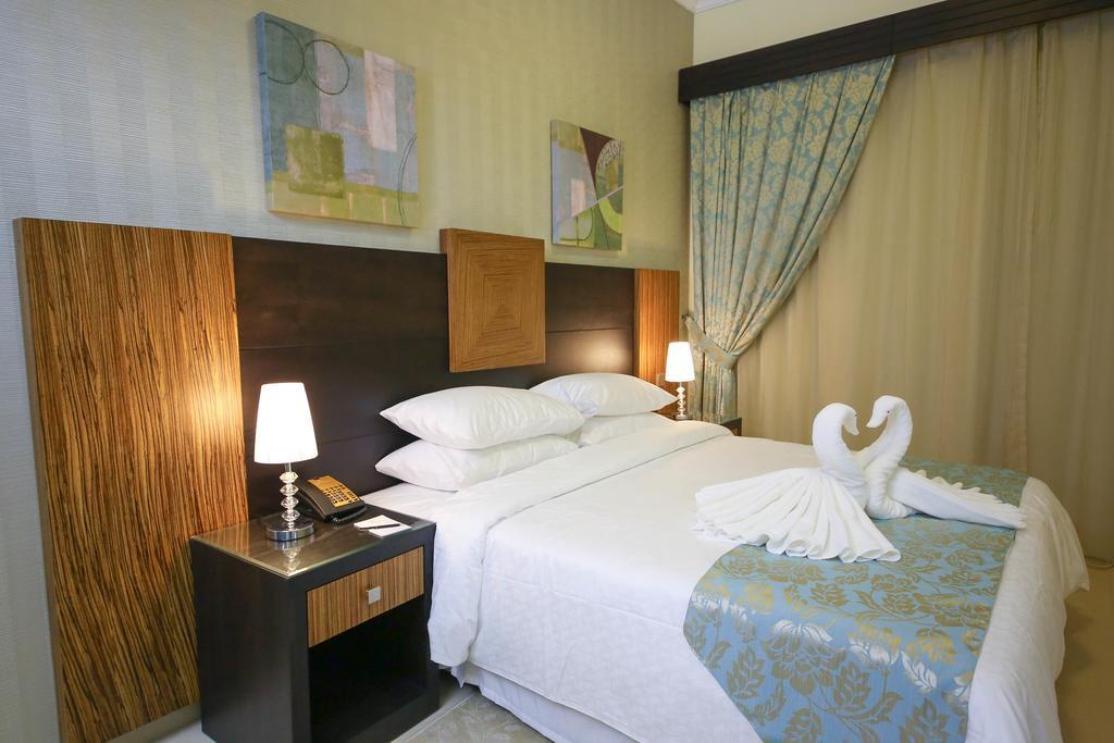 Superior One-Bedroom Apartment