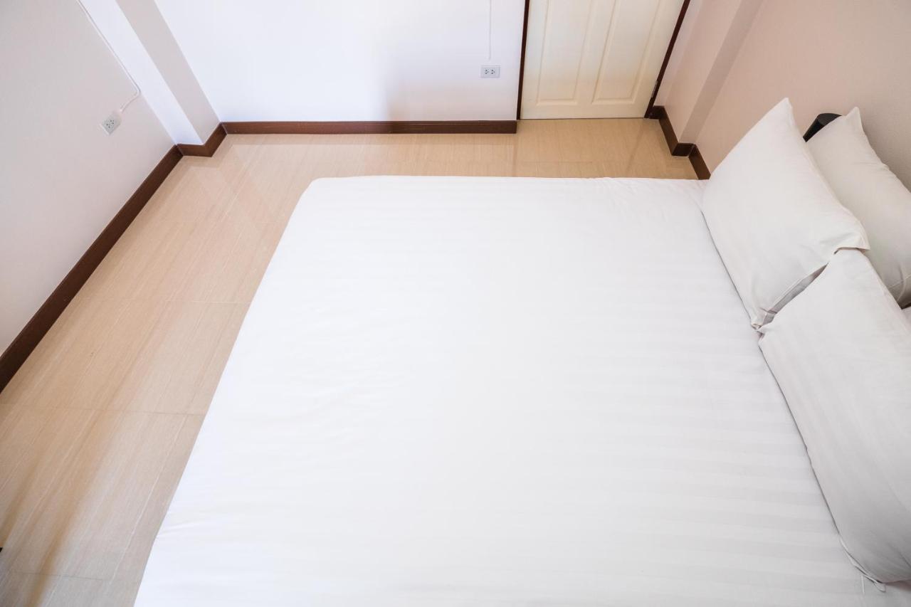 Doppelzimmer mit Dusche - 5. Etage ohne Aufzug