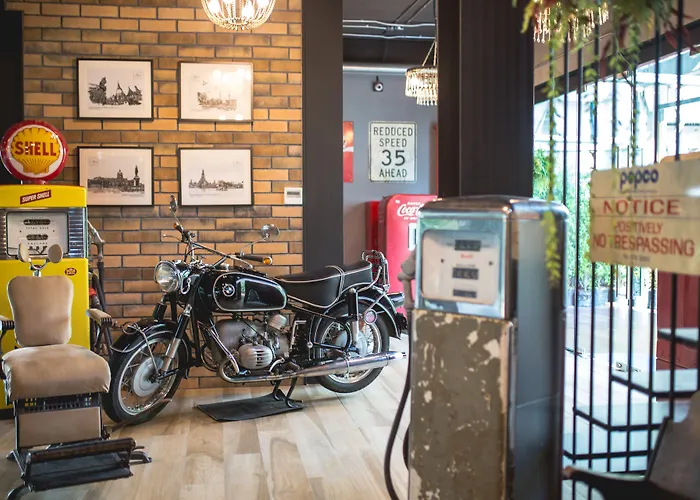 Sleep Box Sukhumvit 22