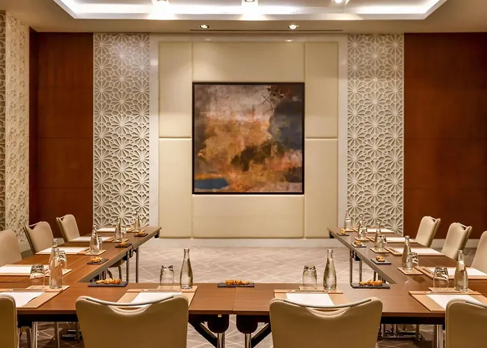 Grand Mercure City
